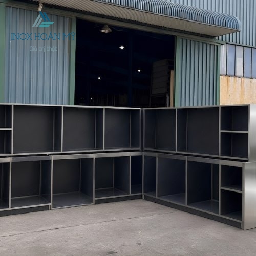 Thùng tủ bếp gia đình