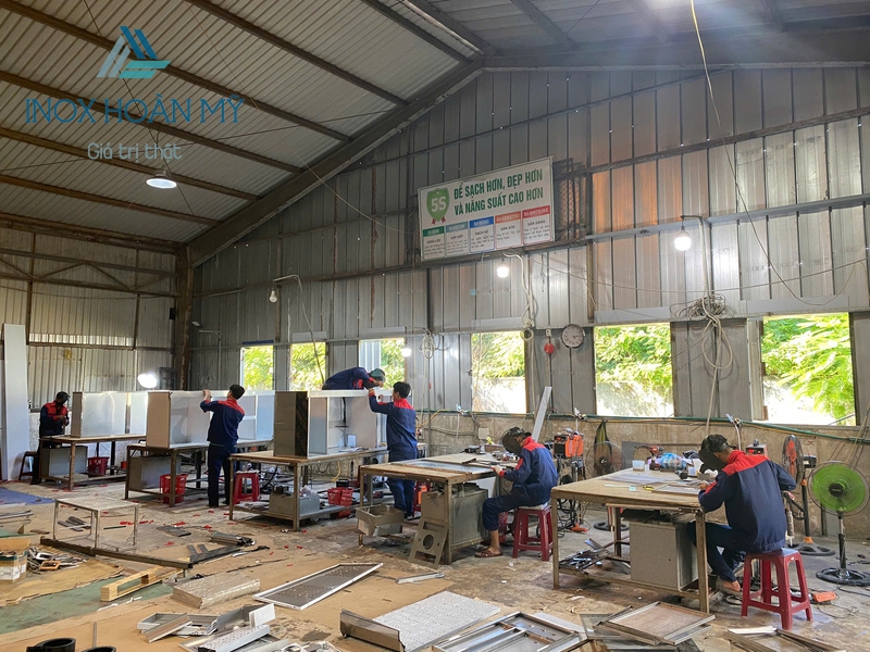 Quy trình hàn ráp thùng tủ bếp inox đà nẵng