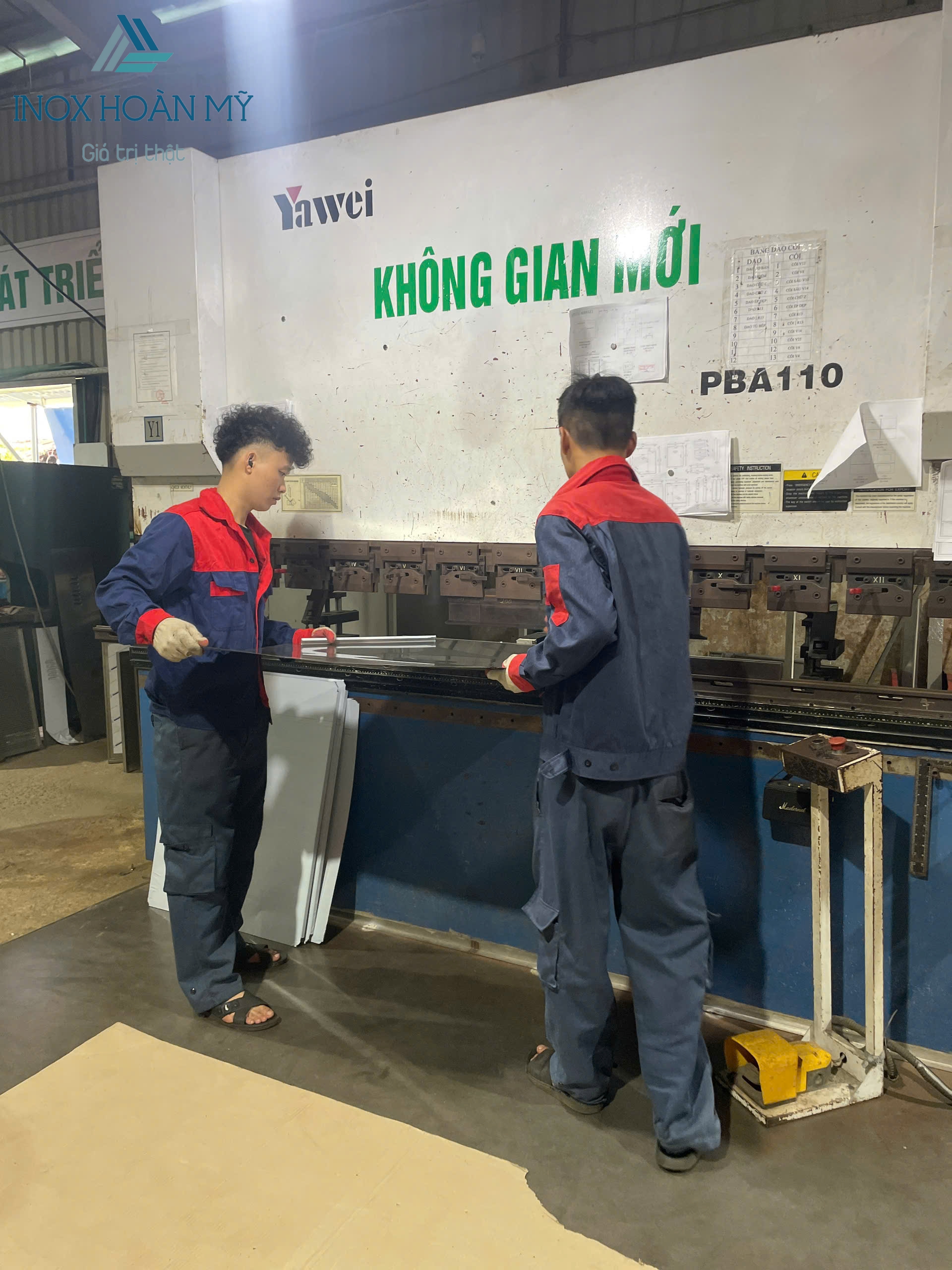 gia công nhấn dập kim loại